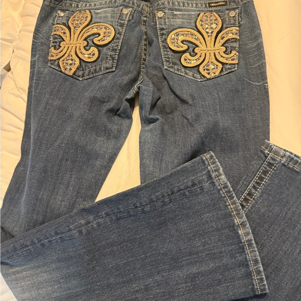 Women’s Miss Me jeans